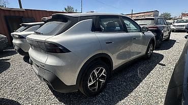 geely e5: Changan Qiyuan Q05: 2026 г., Автомат, Электромобиль, Кроссовер — 4