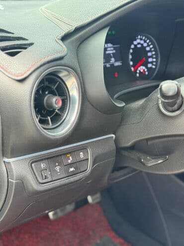 перфорированные тормозные диски: Kia K3: 2020 г., 1.6 л, Автомат, Хетчбек — 25