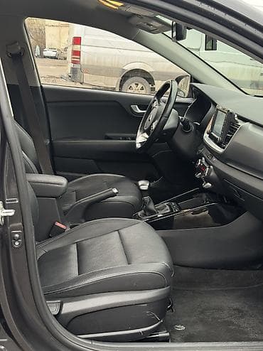 киа карнивал 2018: Kia Stonic: 2020 г., 1.4 л, Автомат, Бензин, Универсал — 9