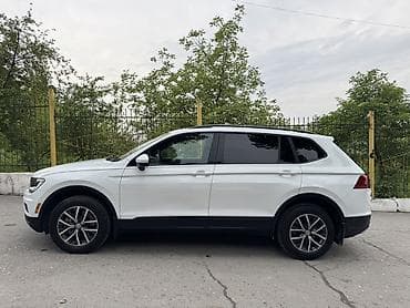 запчас на гигант: Volkswagen Tiguan: 2021 г., 2 л, Автомат, Бензин, Кроссовер — 3