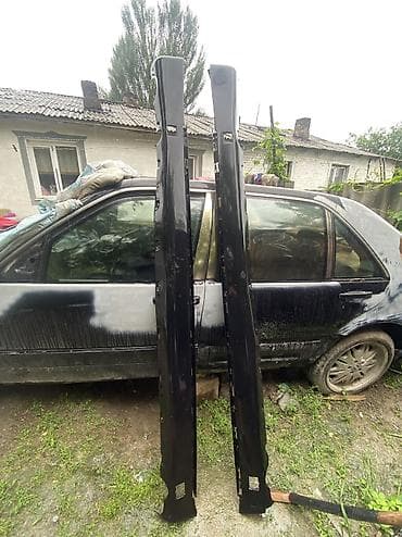 Двери и комплектующие: Продаю!! Комплект колёс R18 вместе с зимней резиной, цена 25000. Одно — 4