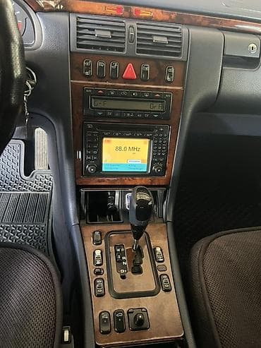 аренда bmw 7 series: Mercedes-Benz E-Class: 2001 г., 2.7 л, Автомат, Дизель, Седан — 6