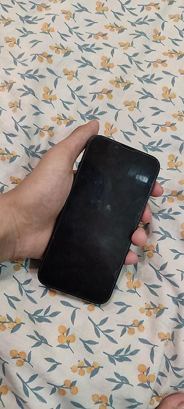 широкоугольный объектив: IPhone 13, Б/у, 128 ГБ, Midnight — 2