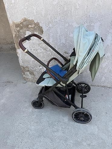 коляски viki: Прогулочная коляска Kiddie (надпись на капюшоне). Особенности: - — 2