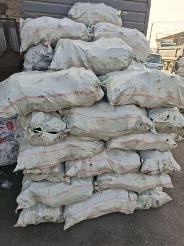 Инструменттер: Кара-Кече көмүрү, Акылуу жеткирүү, Чекене, Фракциясы: Урук (У), Каптарда — 3