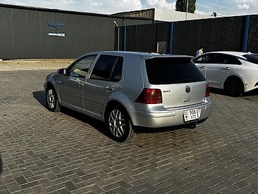 Продажа авто: Volkswagen Golf: 2001 г., 2 л, Автомат, Газ, Хэтчбэк — 4