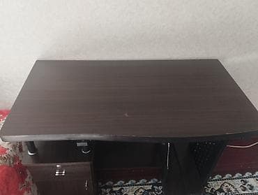 советский письменный стол: Компьютерный стол, С полками — 3