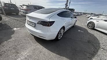 спортивная машына: Tesla Model 3: 2020 г., Автомат, Электромобиль, Седан — 5