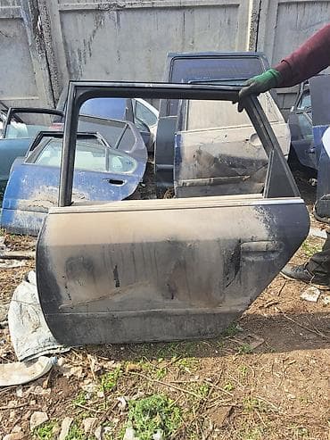 Автозапчасти: Задняя левая Audi, Б/у, Оригинал — 1