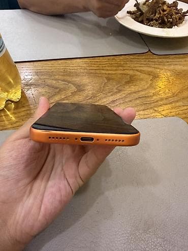 Техника и электроника: IPhone 17 Pro Max, Новый, 256 ГБ, Оранжевый, 100 % — 4