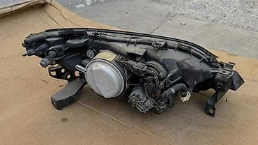 легаси разбор: Комплект передних фар Subaru 2008 г., Б/у, Оригинал, Япония — 2