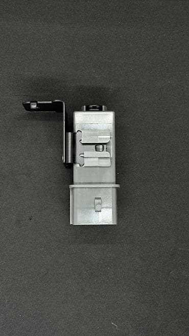 реле генератора: Kia Sorento (поколение UM / Prime): с 2015 по 2020 год. Hyundai Santa — 5