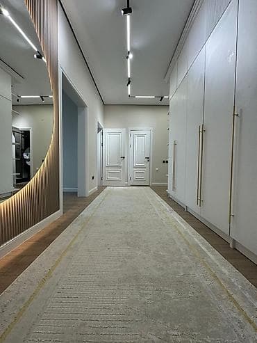 2025: 3 комнаты, 97 м², Элитка, 4 этаж, Дизайнерский ремонт — 1