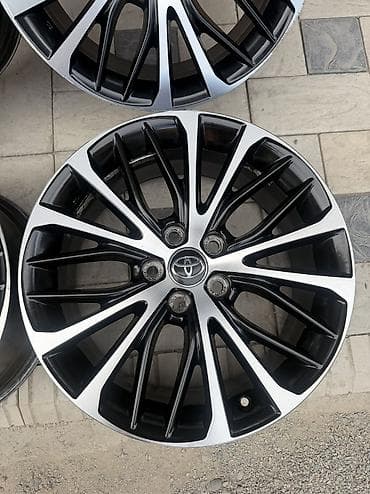 диска камри 70: Литые Диски R 18 Toyota, Комплект, отверстий - 5, Б/у — 5