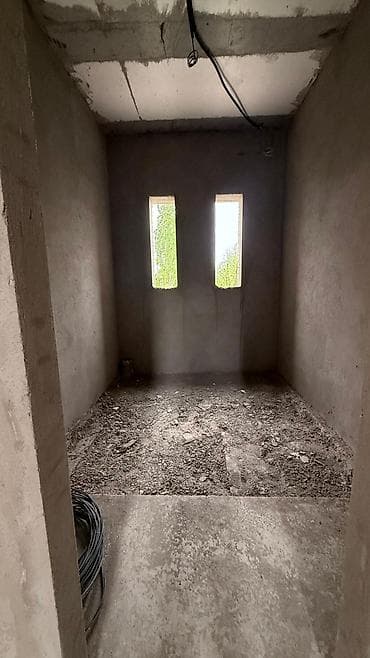 продаю рассрочку: Продаётся кирпичный дом в стадии строительства. Район ж/м Арча- Бешик — 3