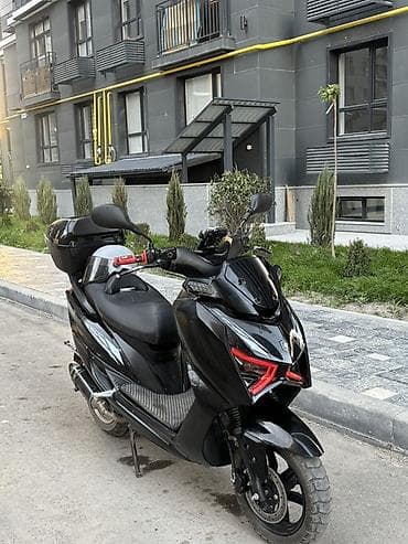 n макси: Макси-скутер 150 куб. см, Бензин, Б/у — 2