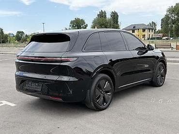 jac js6: Lixiang L6: 2024 г., 1.5 л, Автомат, Гибрид, Кроссовер — 5