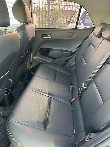 Продажа авто: Kia Picanto: 2018 г., 1 л, Автомат, Бензин, Хэтчбэк — 4
