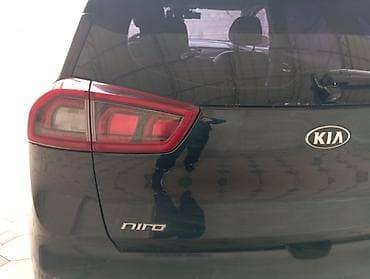 kia bongo3: Kia Niro: 2017 г., 1.6 л, Автомат, Гибрид, Кроссовер — 7