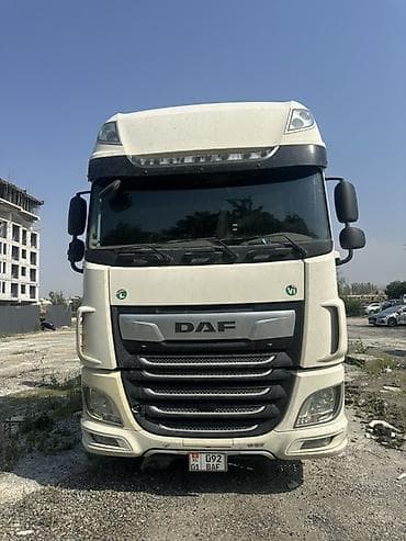 key maker: Автовоз DAF XF с двухъярусным прицепом-платформой для перевозки — 5