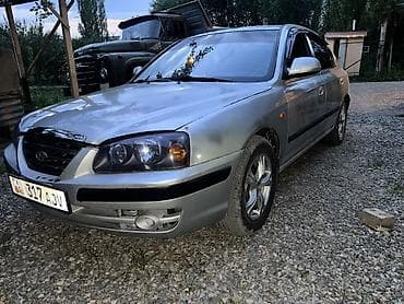Транспорт: Hyundai Elantra: 2004 г., 1.6 л, Механика, Бензин, Седан — 4