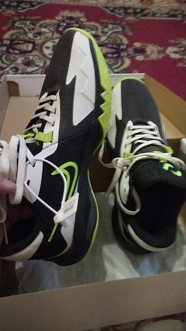 Мужские кроссовки, 40, Nike, Новый, цвет - Черный, Бесплатная доставка, Платная доставка, Самовывоз
