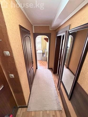 61: 3 комнаты, 56 м², 1 этаж, Косметический ремонт — 3