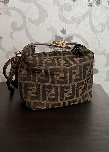 Классическая сумка, Fendi, Материал: Искусственная кожа, Регулируемый ремень, Женские