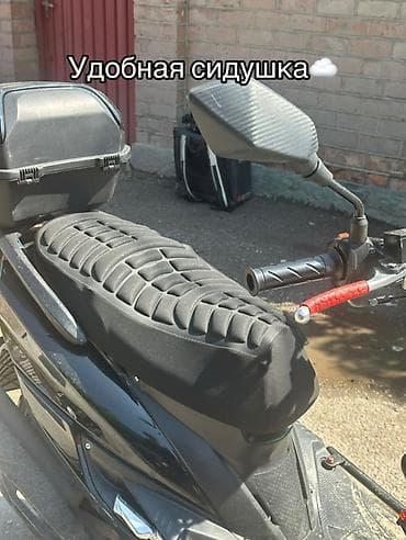 скутер балон: Скутер MAXI 2025 - Свет: установлены 4 LED-фары. Основная — H4 с — 3