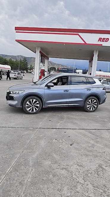 Продажа авто: BYD Song Pro: 2024 г., 1.5 л, Вариатор, Гибрид, Кроссовер — 2