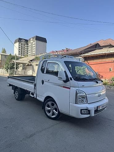 mercedesbenz 221: Huanghai : 2021 г., 2.5 л, Типтроник, Дизель, Лифтбек — 2