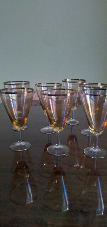шкаф купе 3 х дверный с зеркалом: Бокалы СССР стекло спец. заказ, 7 шт.,обьем 180 мл. цена за ед. 130с — 2