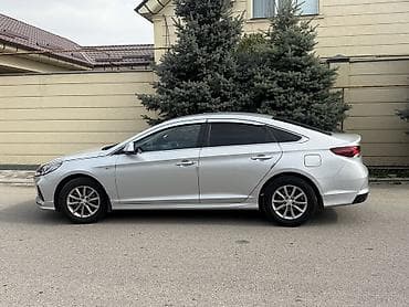 Продажа авто: Hyundai Sonata: 2021 г., 2 л, Автомат, Газ, Седан — 5
