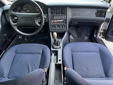 mini copper: Audi 80: 1993 г., 2 л, Механика, Газ, Седан — 10