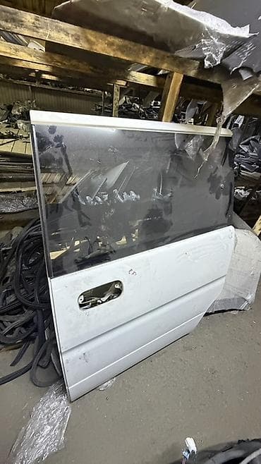 Дверь Передняя правая Honda