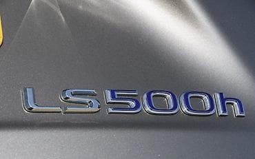 Тормозные системы: Шильдик на багажнике LS 500h Надпись на багажнике Шильдик багажника — 7