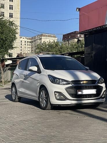 Продажа авто: Chevrolet Spark: 2019 г., 1 л, Автомат, Бензин, Хэтчбэк — 1