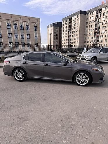 xedos 9: Toyota Camry: 2017 г., 2.5 л, Автомат, Бензин, Седан — 5