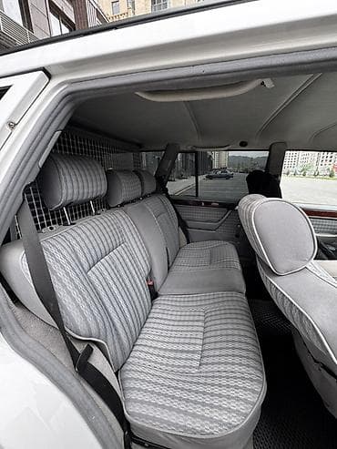 мотор морнинг: Mercedes-Benz E-Class: 1992 г., 2.3 л, Автомат, Бензин, Универсал — 10
