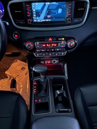 kia: Kia Sorento: 2018 г., 2 л, Автомат, Дизель, Кроссовер — 6