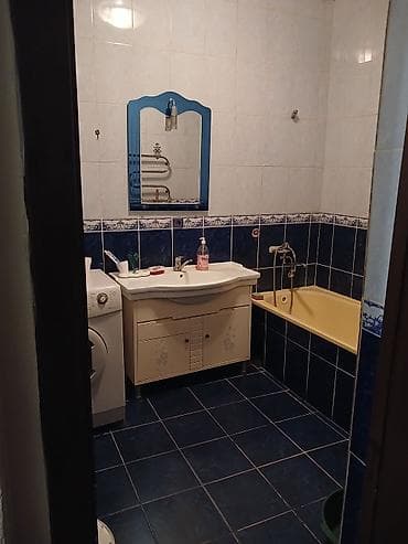 планировка дома: 4 комнаты, 82 м², Сталинка, 3 этаж — 4