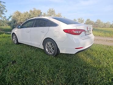 Транспорт: Hyundai Sonata: 2018 г., 2 л, Автомат, Бензин, Седан — 7