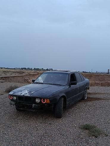 продаю е34: BMW 5 series: 1994 г., 2 л, Механика, Бензин, Седан — 7