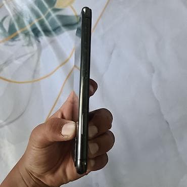 диспи: IPhone X, Space Gray, 45 % — 5