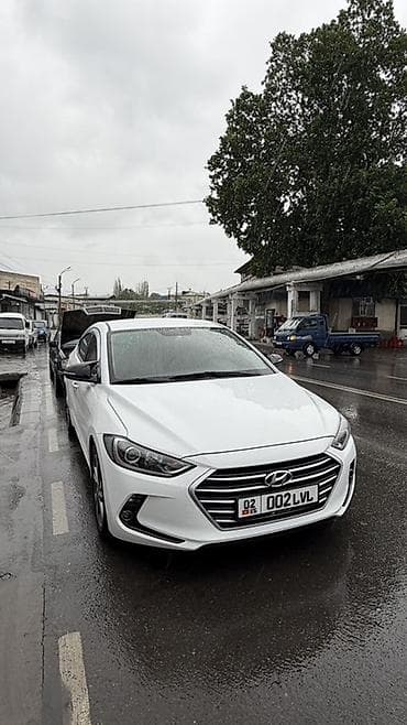 Hyundai Elantra: 2018 г., 1.6 л, Автомат, Бензин, Седан