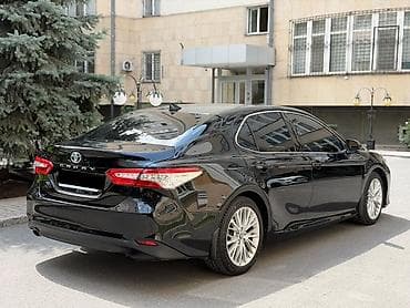 byd e2 2022: Toyota Camry: 2020 г., 2.5 л, Автомат, Гибрид, Седан — 7