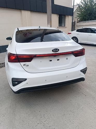 пл: Kia K3: 2021 г., 1.6 л, Автомат, Бензин, Седан — 2