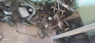 бампер а4: Автозапчасти для Audi (эмблема на решётке радиатора). Набор — 1