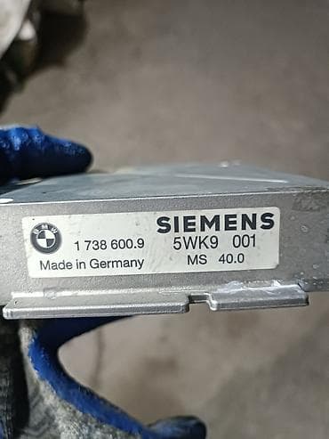 Автозапчасти: Блок управления двигателем (ЭБУ) BMW Siemens MS40.0 - Производитель — 1