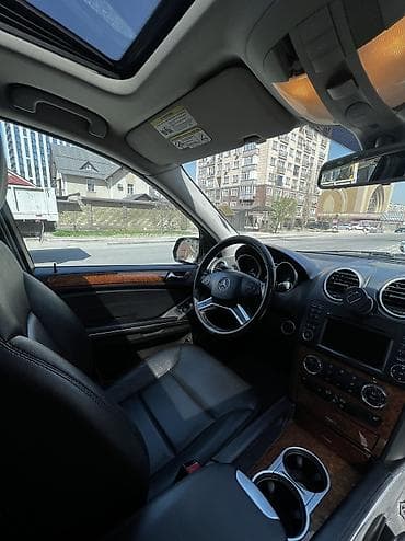 v6: Mercedes-Benz ML-Class: 2009 г., 3.5 л, Автомат, Бензин, Внедорожник — 5